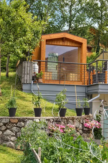 La sauna immersa nel verde